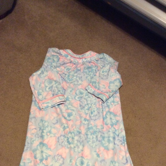 Intimate Moods size large robe - Picture 4 of 10